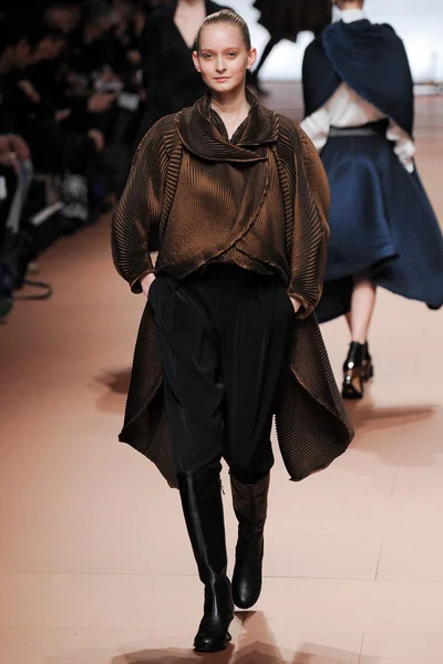 Look 39